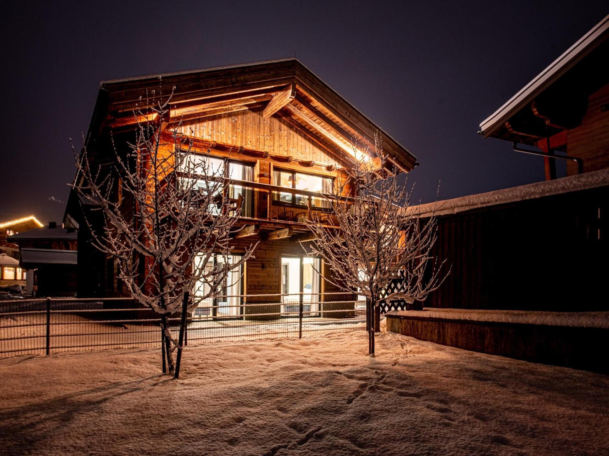 The Village Chalet Stone House والد ام بينزاغو المظهر الخارجي الصورة